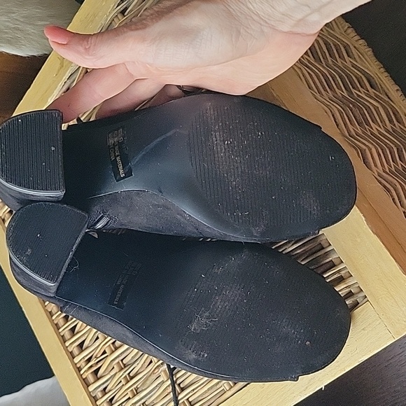 Qupid Black Zip/Lace Up Peep Toe Booties 9 - Picture 8 of 8